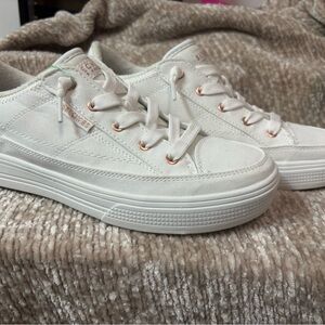 Skechers Women's Cream Canvas Sneakers